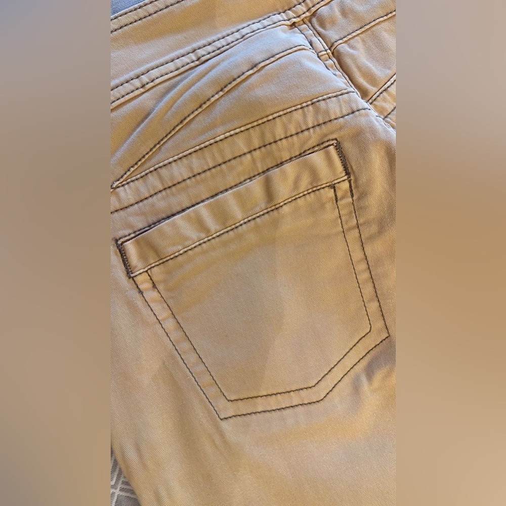 Y2k vintage DKNY Jeans cropped in Beige size 4 - Picture 8 of 11